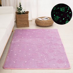 Τα νέα παιδικά φωσφοριζέ χαλιά – Playmat της Beauty Home, θα διακοσμήσουν και θα ομορφαίνουν το παιδικό δωμάτιο. Κατασκευάζονται από μαλακό φλις και φωσφορίζει στο σκοτάδι για να σας παρέχει ζεστασιά και παιδικά γέλια κάθε βράδυ! Ανταποκρίνονται εξαιρετι