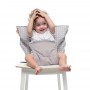 Η πιο μικρή και μαζεμένη καρέκλα φαγητού!  Η Pocket Chair Grey Stars από την Γαλλική Baby to Love ήρθε για να σας βοηθήσει στη βόλτα και στο φαγητό του παιδιού. Είναι διπλής όψης και το παιδί μπορεί να κάθεται άνετα και με ασφάλεια σε κάθε συμβατική καρέ