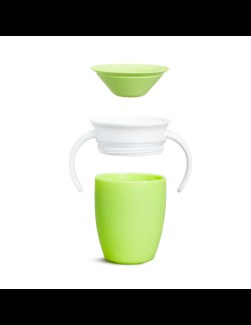 Πιείτε από όλη την περίμετρο 360°, χωρίς να στάζει από πουθενά. Το καπάκι κλείνει αυτόματα, μόλις το παιδί σταματήσει να πίνει - ιδανικό για χρήση καθ' οδόν.   Η αλήθεια να λέγεται: τα μικρά παιδιά λερώνουν πολύ, ειδικά όταν αρχίζουν να πίνουν από πο